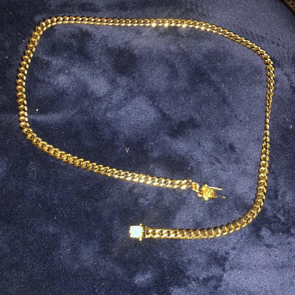 Gold 18k GP necklace